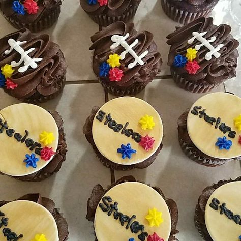 Pittsburgh Steelers cupcakes Steelers Cupcakes, Pittsburgh Steelers, Pittsburgh, Baking