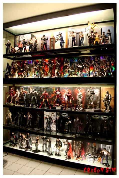 Amazing collections and display ideas | RPF Costume and Prop Maker Community Hot Toys Collection Display, Toys Display Ideas, Toy Collection Display Ideas, Nendoroid Display, Hot Toys Display, Action Figure Display Ideas, Toy Display Ideas, Figure Display Ideas, Figurine Display Ideas