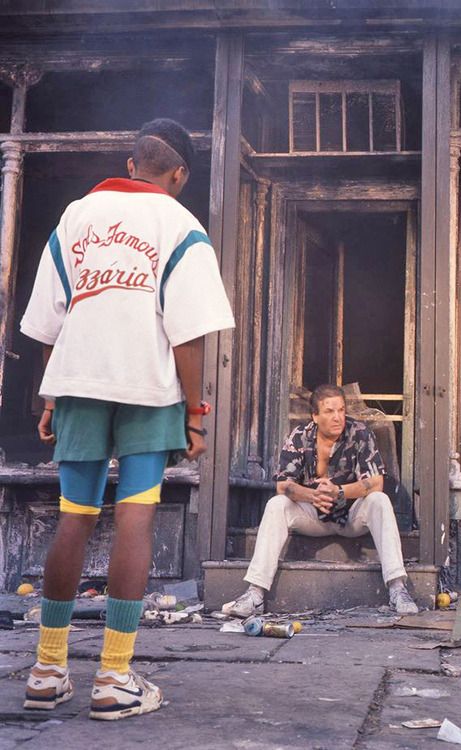 Mook-Sal Do The Right Thing Spike Lee, Spike Lee 90s, Danny Aiello, Jamel Shabazz, 90s Hip Hop Fashion, Do The Right Thing, Spike Lee, Board Pin, 90s Hip Hop