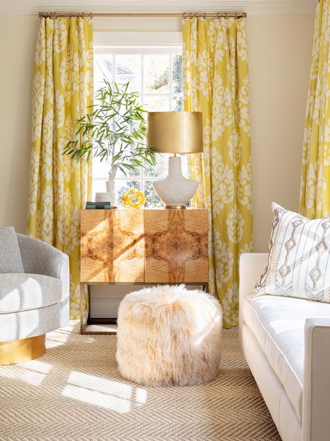 Rooms Archive - Janie Molster Designs Yellow Curtains Bedroom, Yellow Curtains Living Room, Farmhouse Decor Trends, Grand Millenial, Room Yellow, Home Interior Ideas, Grandmillennial Style, Dining Room Wallpaper, Yellow Curtains