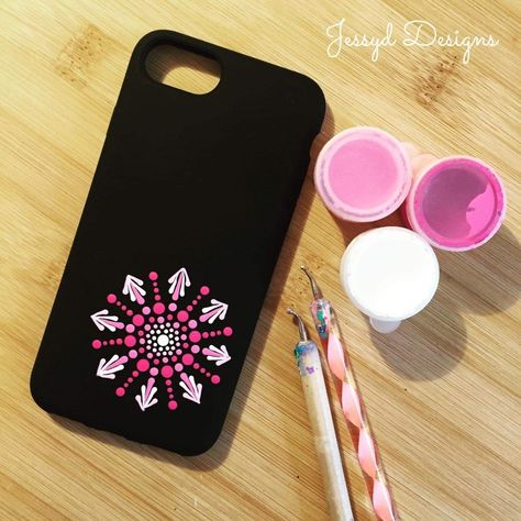 Mandala Art In Phone Case, Mandala Dot Art On Mobile Cover, Dot Mandala On Phone Cover, Dot Mandala Phone Case, Mandala Art On Phone Cover, Doodle Art Phone Case, Mandala Phone Cover, Dotted Mandala, Artsy Phone Cases