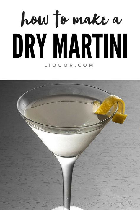 Dry Martini Recipe, Vintage James Bond, Martini Recipes Vodka, Best Gin Cocktails, Recipe For Teens, Classic Martini, Dry Martini, Gin Drinks, Martini Recipe