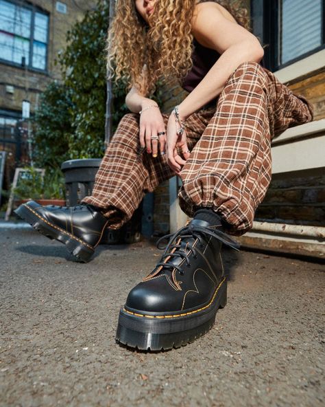 Platform doc martens outfit