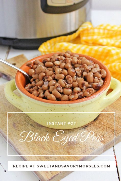 A Southern classic recipe that's been adapted for faster cooking, this Instant Pot Black-Eyed Peas recipe is a must-make! Dried black-eyed peas are cooked in a flavorful broth along with bacon and onion for a delectable side dish the whole family will enjoy! #peas #beans #instantpot #sidedish #blackeyedpeas #bacon #BlackEyedPeas Black Eyed Peas Recipe Bacon, Recipe With Bacon, Black Eyed Peas Recipe, Peas Recipe, Wheat Belly, Healing Remedies, Wheat Free Recipes, Pea Recipes, Instant Pot Dinner Recipes