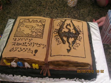 Skyrim cake I made my son for his birthday. It says Happy Birthday Logan in Dragon alphabet. Skyrim Cake, Skyrim Birthday, Skyrim Party, Dragon Alphabet, Geek Cake, Themed Cake Ideas, Skyrim Food, Cocktail Room, Pokemon A