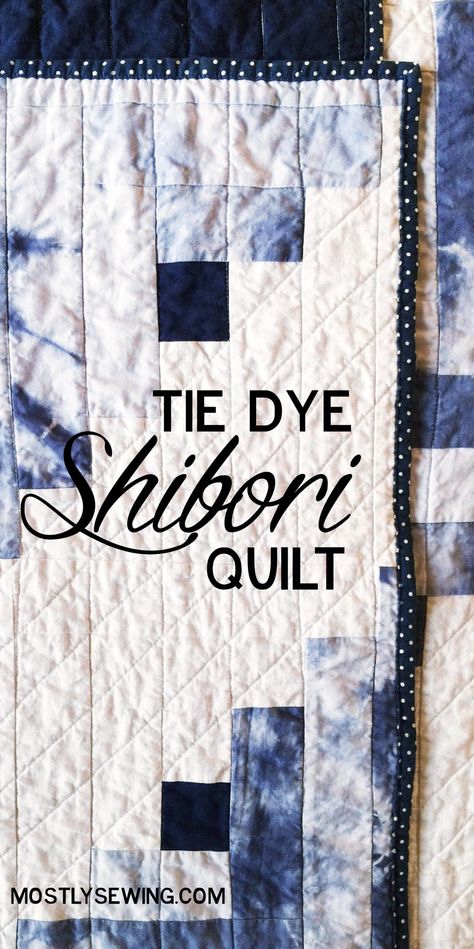 Solid Fabric Quilts, Modern Tie Dye, Shibori Textiles, Fabric Dyeing Techniques, Dyeing Fabric, Shibori Fabric, Black And White Quilts, Shibori Print, Tie Dye Crafts