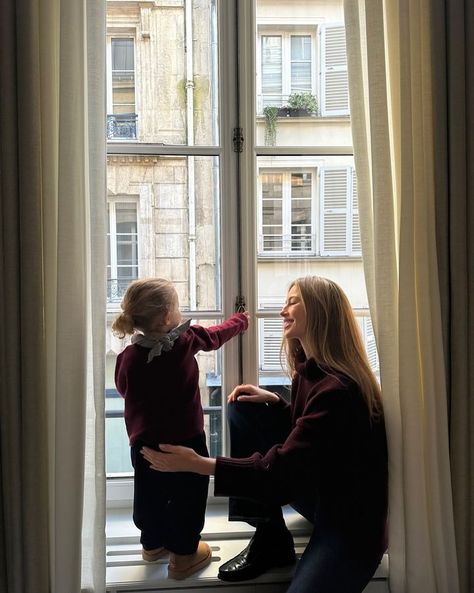 Mathilde Gøhler (@mathildegoehler) • Instagram photos and videos Mum Aesthetic, Dream Family, Suki Waterhouse, Paris Aesthetic, A Little Life, Future Mom, Stylish Maternity, Two Sisters, Mommy Life