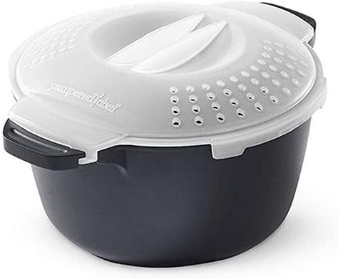 Pampered Chef Large Micro Cooker for Microwave 2 Quart Pampered Chef Rice Cooker, How To Cook Noodles, Bacon Cheeseburger Dip, Dip Recipes Crockpot, Microwave Rice Cooker, Microwave Cooker, Crock Pot Dips, Best Pressure Cooker, Rice Cooker Recipes