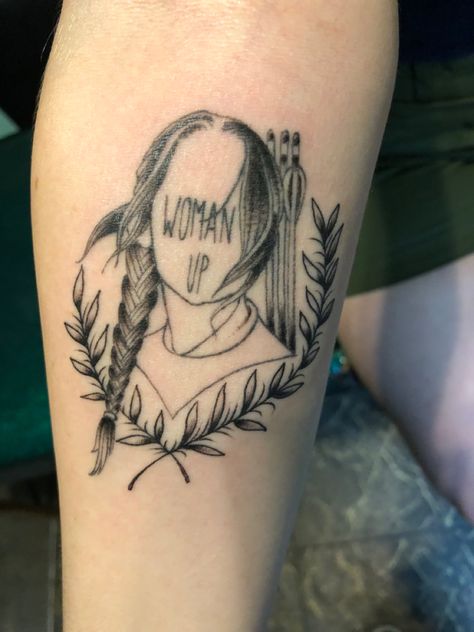 Katniss Everdeen Tattoo, Katniss Tattoo, Katniss Flower, Katniss Everdeen Hunger Games, Hunger Games Tattoo, Games Tattoo, Hunter Games, Gaming Tattoo, Fairy Tattoo