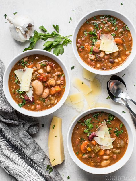 A variety of beans, fresh vegetables, and vibrant herbs and spices make this Vegetarian 15 Bean Soup flavorful, filling, AND incredibly good for you. BudgetBytes.com Vegetarian Bean Soup, 15 Bean Soup, Soup Vegetarian, Budget Bytes, Low Carb Diets, Easy One Pot Meals, Vegan Soups, Vegetarian Soup, Herbs And Spices