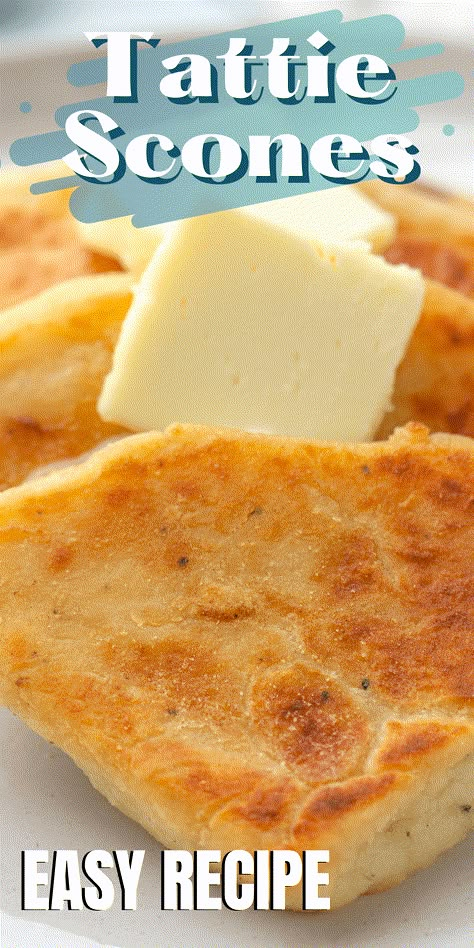 Potato Scones, Tattie Scones, Sausage And Eggs, Scottish Breakfast, Scottish Dishes, Dollar Diy, Scones Recipe Easy, Scones Easy, Scottish Recipes