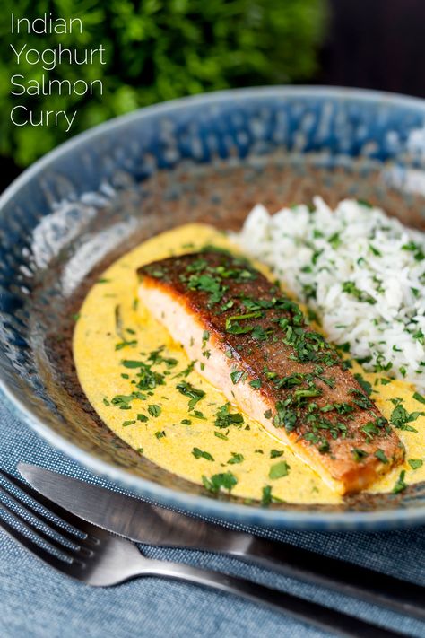 Indian salmon curry with a gloriously crispy skin sat in a golden yoghurt-based sauce is the perfect curry in a hurry midweek dinner. The preparation for this easy fish curry recipe takes a leisurely 10 minutes and cooking is done in around 20 minutes! Easy Fish Curry Recipe, Indian Salmon, Curry In A Hurry, Salmon Curry, Squid Recipes, Fish Curry Recipe, Easy Salmon Recipes, Fish Curry, Indian Curry