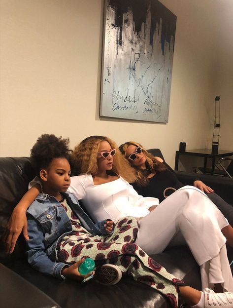 Beyonce Family, Beyonce 2013, Beyonce Pictures, Tina Knowles, Queen Bee Beyonce, Blue Ivy Carter, Generational Wealth, Beyonce Knowles Carter, Beyonce Style