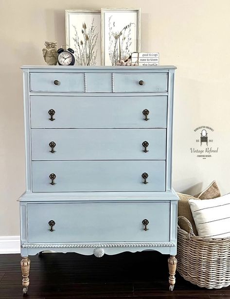 Like this photo if you love the custom blue color Shannon mixed up! This lovely dresser was painted with a unique color created by mixing "Elegance" with "Belle of the Ball". Isn't it a lovely shade of pastel blue? Shop these paint colors via the link in our bio! Project by @vintagerefined.co . . . . . . . . . . #countrychicpaint #ccpelegance #ccpbelleoftheball #furnitureflip #paintedfurniture #chalkpaint #chalkpaintfurniture #furniturepaint #furnituredesign #diyfurniture #paintcolors #fu... Pale Blue Dresser, Bio Project, Country Chic Paint, Blue Dresser, Zen Bedroom, Chalk Paint Furniture, Dovetail Drawers, Flipping Furniture, Country Chic