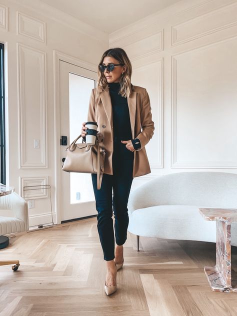 The Drop Women's Blake Long Blazer curated on LTK Beige Blazer Outfits Women Work, Belted Coat Outfit, Neutral Blazer Outfit, Camel Blazer Outfits Women, Long Blazer Outfit, Camel Blazer Outfit, Blazer Outfits Women, Classic Chic Outfits, Camel Outfit