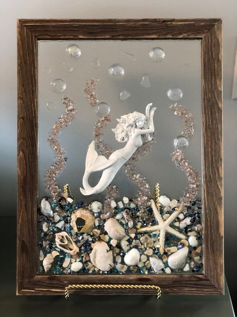 Resin Mermaid Art, Mermaid Glass Art, Sea Glass Window Art, Broken Glass Crafts, Resin Mermaid, Beach Themed Crafts, Sea Glass Art Projects, Beach Glass Crafts, Seashell Projects