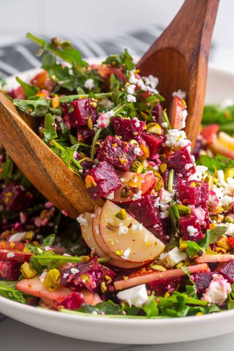 This beet salad is the perfect winter salad - it's packed with flavor, thanks to the roasted beets, peppery arugula, crunchy apples, and salty feta cheese. Beet Salad With Arugula, Leafy Salads, Yellow Beets, Little Sunny Kitchen, Roasted Cauliflower Salad, Entertaining Menu, Beet Salad Recipes, Sunny Kitchen, Pomegranate Salad