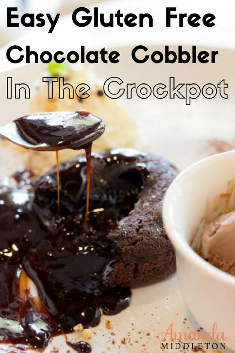 Easy Gluten Free Chocolate Cobbler In The Crockpot that will make the family SO happy! Chocolate Cobbler Recipe, Cobbler Easy, Chocolate Cobbler, Cobbler Recipe, Gf Desserts, Cobbler Recipes, Gluten Free Chocolate, Easy Chocolate, Wheat Free