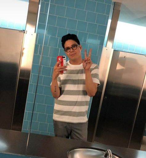 Michael in the bathroom ❤️ Michael In The Bathroom, George Salazar, Theater Kid, Be More Chill, Theatre Kid, The Bathroom, Theater, Musical, Gif