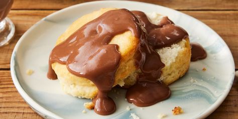 This chocolate gravy is lusciously smooth and easy to make with basic pantry ingredients. Delicious served on top of hot and flaky homemade biscuits. Chocolate Gravy Recipe, Homemade Drop Biscuits, Chocolate Gravy, 5 Ingredient Dinners, My Granny, Flaky Biscuits, Drop Biscuits, Gravy Recipe, Homemade Biscuits