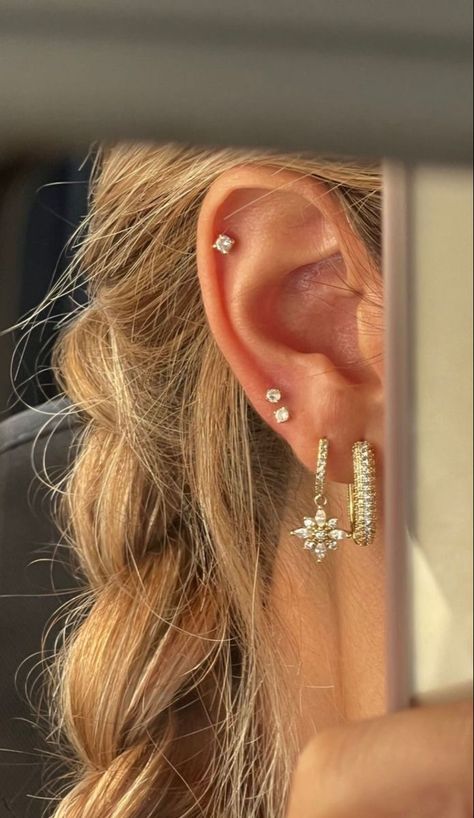 Cartlidge Earrings, Triple Ear Piercing, 3 Ear Piercings, Minimalist Ear Piercings, Unique Ear Piercings, Ear Peircings, Ear Piercings Chart, Piercing Chart, Pretty Ear Piercings