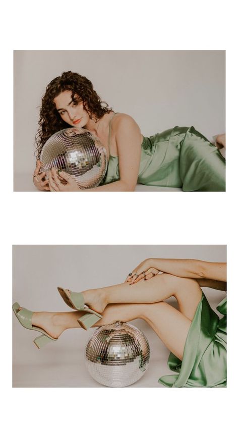 Photography Fashion Creative, Birthday Shoot Ideas Balloons, Disco Portrait Photography, Disco Ball Bathtub Photoshoot, Posing With Disco Ball, Photoshoot Ideas Fashion Editorial, Disco Birthday Photoshoot Ideas, White Room Photoshoot Ideas, Creative Photoshoot Ideas In Studio