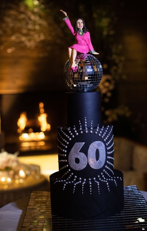 Party Ideas For 60th Birthday, Disco 50th Birthday Cake, 60th Birthday Disco Theme, Retro Theme Birthday Party, 60th Disco Birthday Party, 60s Cake Ideas, Disco 60th Birthday Party, 60 Party Ideas, Disco Party Cake Ideas