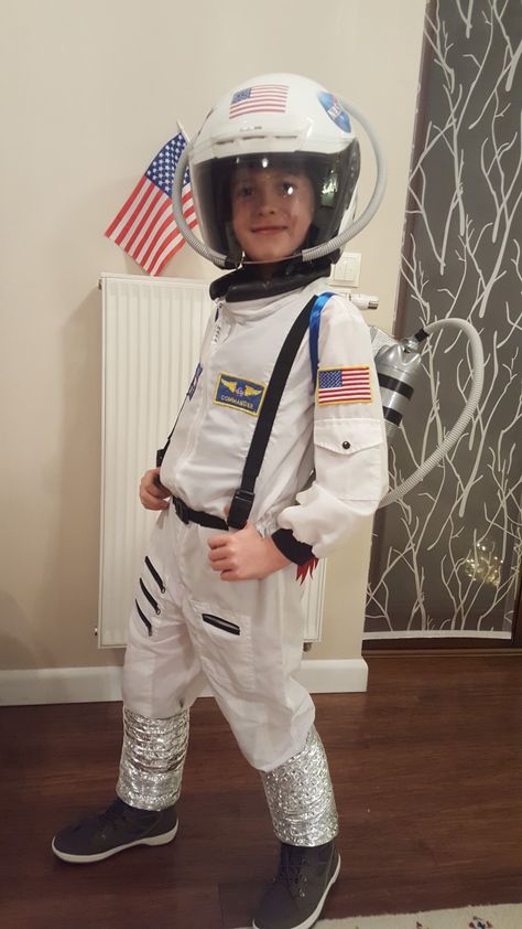 Astronaut Costume, Fancy Dress For Kids, Kids Costumes, Costume Ideas, Fancy Dress, Kids Dress, Harajuku, Halloween Costumes, Dress Outfits