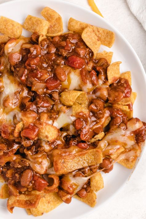 Easy Stove Top Frito Pie Easy Frito Pie, Frito Pie Recipe, Frito Chili, Frito Chili Pie, Taco Dishes, Frito Pie, Meat Pies, Stove Top Recipes, Meat Recipe