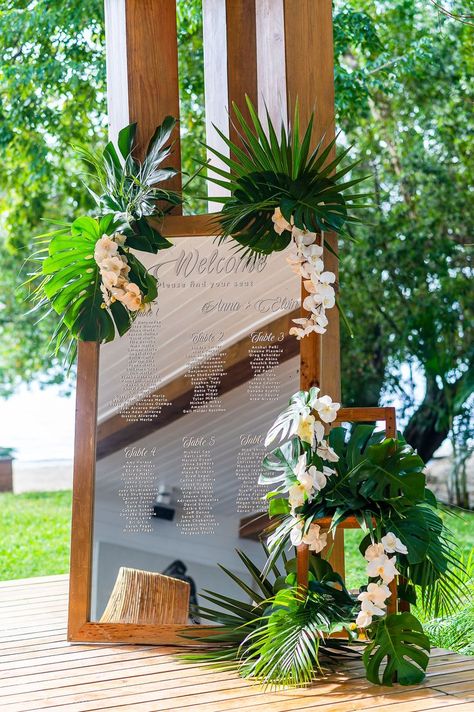 Affordable Destination Wedding, Aruba Weddings, Tropical Wedding Theme, Beach Wedding Guests, Fiesta Tropical, Tulum Wedding, Key West Wedding, Cruise Wedding, Roatan