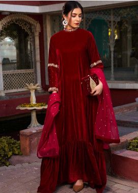 Pakistani Wedding Gown, Velvet Anarkali Suits, House Wear, Indian Wedding Gowns, Velvet Dress Designs, Pakistani Party Wear, Indian Party Wear, Velvet Gown, Simple Pakistani Dresses