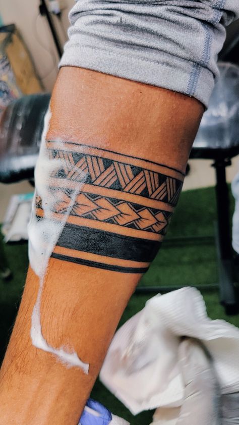 Native American Band Tattoo, Line Tattoo Ideas, Go Kart Plans, Single Line Tattoo, Line Tattoo, Next Tattoo, Band Tattoo, Men Style Tips, The Minimalist