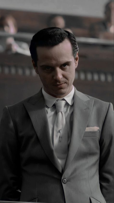 Jim Moriarty Wallpapers, Jim Moriarty Icon, Moriarty Bbc Sherlock, Moriarty Aesthetic, Sherlock Background, Moriarty Sherlock, Sherlock Wallpaper, Sherlock Holmes Series, Sherlock Holmes Benedict Cumberbatch