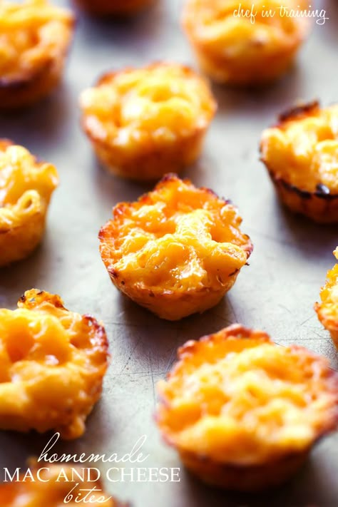 Halloween Appetizers For Adults, Halloween Appetizers Easy, Thanksgiving Appetizers Easy, Mac And Cheese Bites, Homemade Mac And Cheese, Thanksgiving Appetizer Recipes, Fingerfood Party, Bite Size Appetizers, Party Appetizers Easy