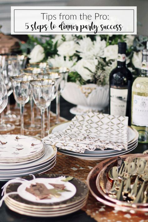 I'm sharing 5 Pro Tips for Dinner Party Success so you can feel confident when you entertain. These are the rules I've been following for over two decades of hosting dinner parties and they'll help you host with confidence too. #dinnerparty #entertaining #hostesstips #partytips Hostess Etiquette, Dinner Hosting Ideas, Hostess Tips, Dinner Party Planning, Progressive Dinner, Entertaining Tips, Fancy Dinner Party, Hosting Dinner, Dinner Club