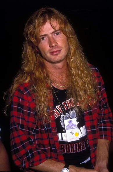 Dave Mustaine. My #1 fave guitar player. :D Nick Menza, David Ellefson, Satanic Clothing, Best Guitar Players, Best Guitar, Dave Mustaine, Metal T Shirts, Musica Rock, Nikki Sixx