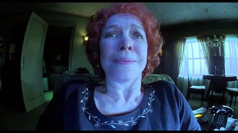 Ellen Burstyn as 'Sara Goldfarb' in Requiem For A Dream (2000) Requiem For A Dream Sara Goldfarb, Requiem For A Dream Cinematography, Dog Films, Darren Aronofsky, Requiem For A Dream, Narrative Photography, How To Disappear, Movie Director, Psychological Horror