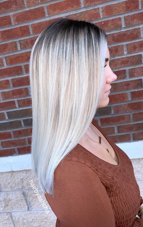 Blond With Root Melt, Dark Brown Hair With Highlights And Shadow Root, Dark Shadow Root Blonde Platinum, Deep Shadow Root Blonde, Platinum Card With Shadow Root, All Over Blonde Hair Color With Shadow Root, White Blonde Shadow Root, Platinum Blonde With Brown Roots, Shadow Root Blonde Straight Hair