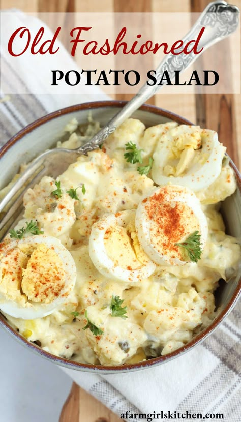 Potato salad recipe uses Yukon gold or russet potatoes, hard-boiled eggs, creamy dressing. Classic potato salad is perfect side dish for picnics. Layered Salads, Protein Salads, Old Fashioned Potato Salad, American Potato Salad, Picnic Side Dishes, Best Potato Salad Recipe, Potatoe Salad, Southern Potato Salad, Red Potato Salad