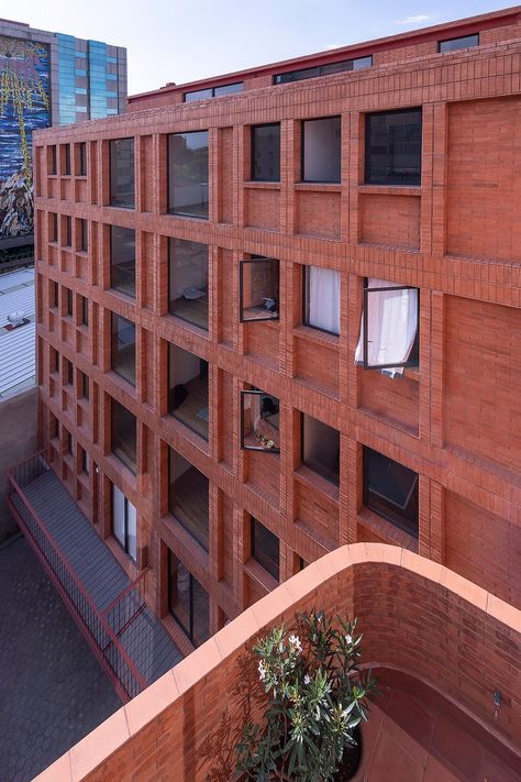 Brick Detail, Concrete Facade, Concrete Forms, Brick Architecture, Brick Facade, Building Facade, Brick Building, Facade Architecture, Brickwork