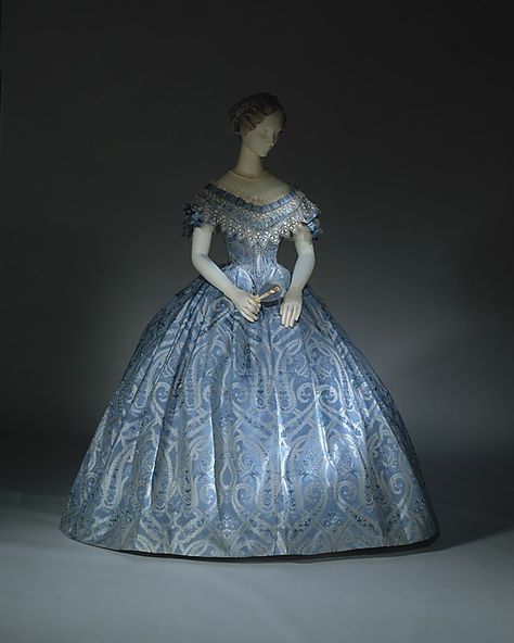 Date:                                      ca. 1860                                                       Culture:                                      American (probably) Historical Gowns, 1860 Fashion, 19th Century Fashion, Old Dresses, Victorian Clothing, Antique Dress, Vintage Gowns, Historical Dresses, Look Vintage