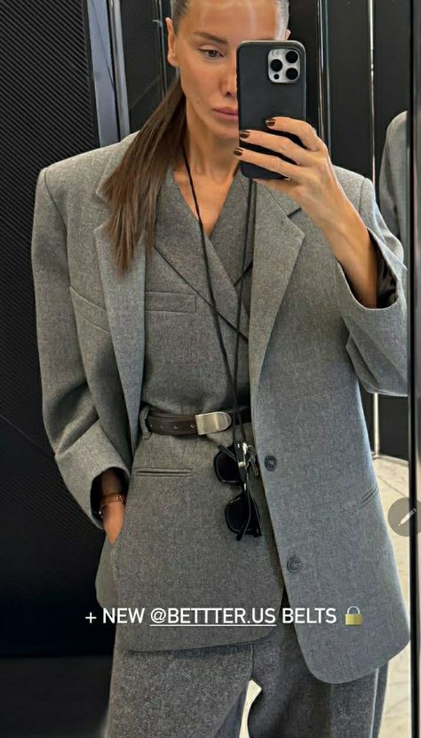 Grey Suit Outfits Women, Julia Pelipas, Parisian Outfit, Burgundy Outfit, Grey Suit, Corporate Outfits, Smart Outfit, Wardrobe Edit, Street Style Chic