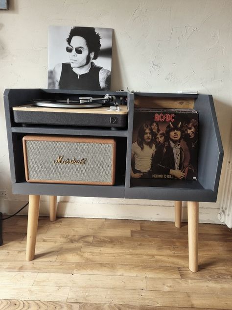 Modern Record Console, Speaker Stands Diy, Record Console, Home Music Rooms, Music Rooms, Record Stand, Speaker Stands, Acrylic Table, Decoration Room