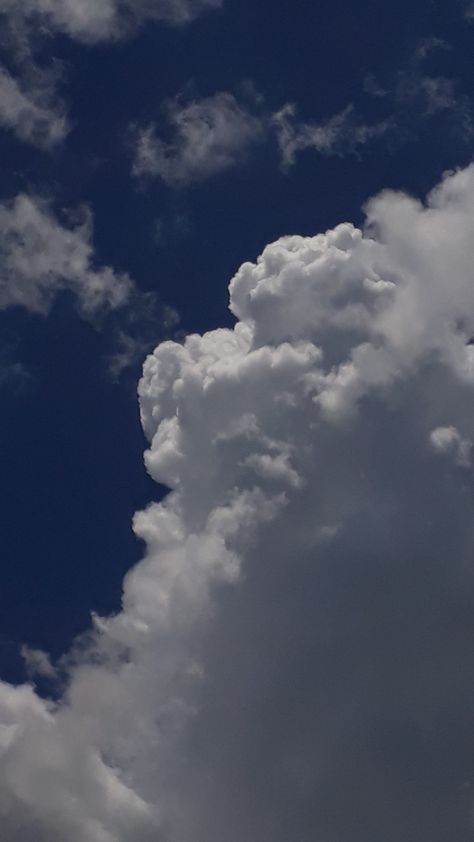 Clouds Astethic, Night Clouds, Ganesh Photo, Pretty Phone Wallpaper, Pretty Wallpaper Iphone, Sky Aesthetic, Scenery Wallpaper, Sky Photography, Pretty Wallpapers