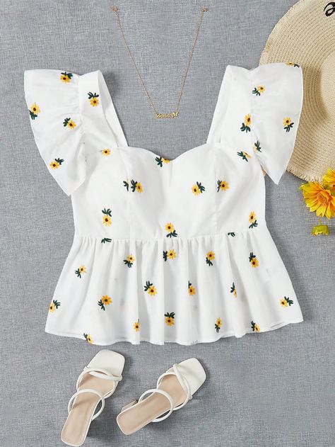 Peplum Top Outfits Casual, Embroidery Butterfly, Butterfly Sleeve Blouse, Trendy Crop Tops, Corset Fashion, Fashion Top Outfits, Ladies Blouse Designs, Fashion Design Dress, Butterfly Sleeve