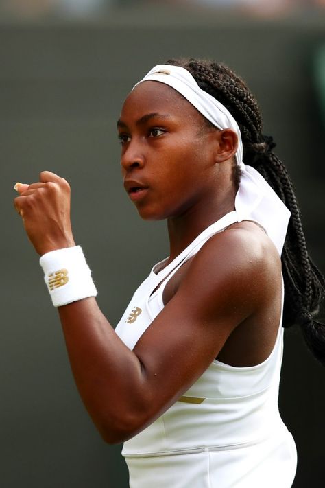 Best Comics, Coco Gauff, Pro Tennis, Hair Twist Styles, Sports Hero, Black Celebrities, Tennis Clubs, Womens Tennis, Us Open