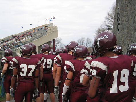 Colgate Football Colgate University Aesthetic, Colgate University, Farm Town, College Vision Board, College Visit, College Town, American Culture, Football Games, College Life