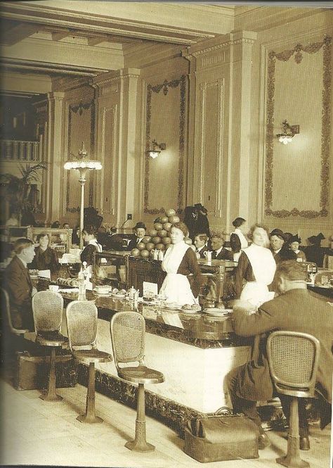 Harvey Girls - Union Train Station Judging from the rattan stools 1890-1910? Next question - where? Kansas City Restaurants, Harvey House, Harvey Girls, Vintage Menu, Vintage Photoshoot, Chicago History, Old Trains, City Restaurants, City Pictures