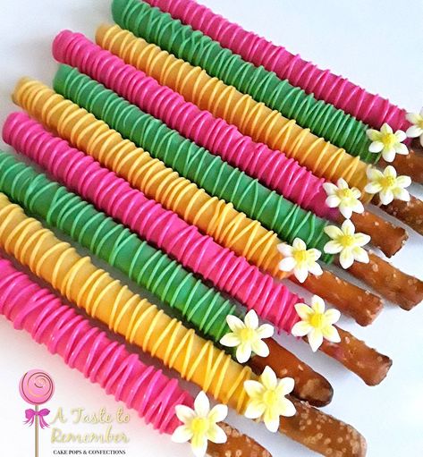 Cake Pops & Confections 💙 on Instagram: “Chocolate dipped pretzel rods for a Shopkins themed party 💗💛💚 . . #shopkinsparty #shopkinspretzels #shopkinstheme #shopkins…” Tropical Party Treats, Hawaiian Party Dessert Table, Luau Party Treats, Luau Party Dessert Table, Hawaiian Party Theme Ideas, Hawaiian Pretzel Rods, Luau Treats Ideas, Palm Tree Pretzel Rods, Aloha One Birthday Party