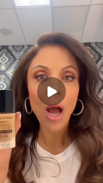 Best Foundation For Aging Skin Over 50, Best Foundation For Over 40, Drugstore Foundation For Dry Skin, Foundation Over 40, Affordable Foundation, Best Drugstore Tinted Moisturizer, Foundation For Older Skin, Drugstore Tinted Moisturizer, Best Drugstore Foundation